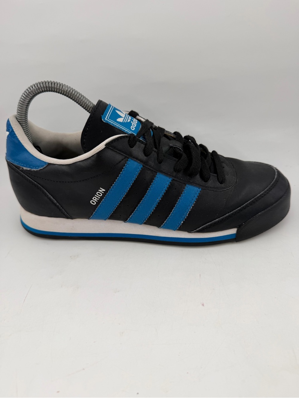 Adidas Originals Men’s Orion Black Blue - SZ 7- Track Shoes